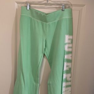 Victoria’s Secret sweatpants. Size M. Like new. Green.